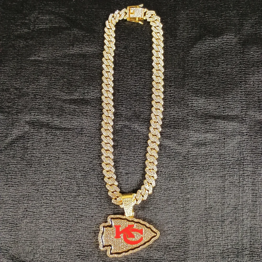 NFL Kansas City Chiefs 20inch Necklace Pendant Cuban Chain Link Football Jewelry - Picture 3 of 6